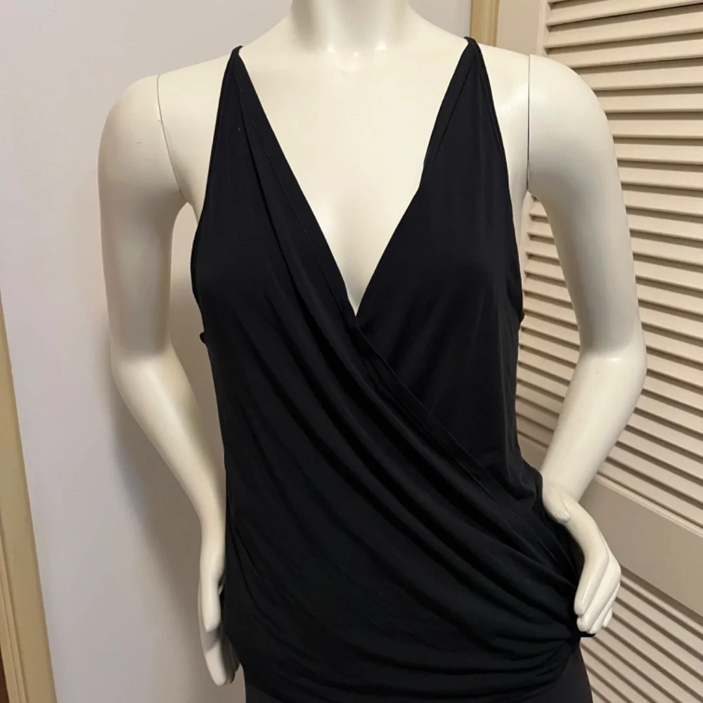 Lululemon top - Picture 3 of 3